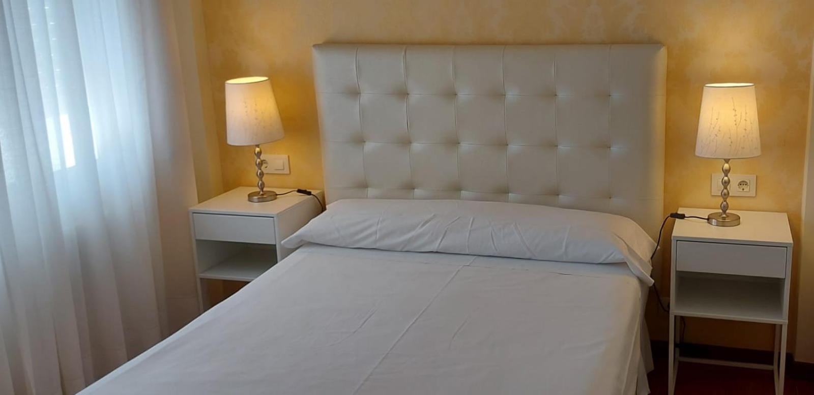 Apartamentos Turisticos Arosa Ogrove 格罗韦 外观 照片