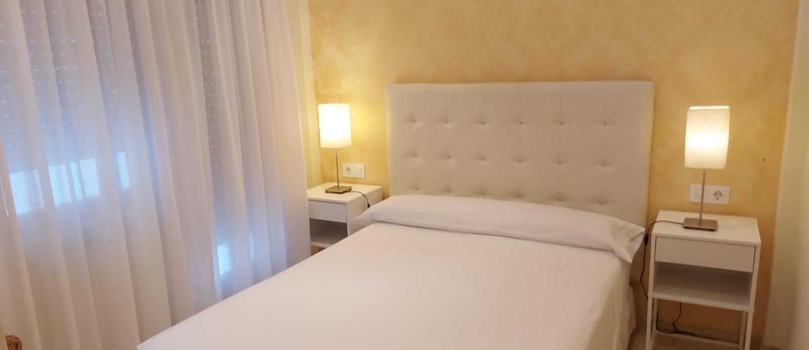 Apartamentos Turisticos Arosa Ogrove 格罗韦 外观 照片